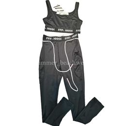 Chándales altamente elásticos para mujer, Sujetador deportivo transpirable, mallas ajustadas para Yoga, ropa de gimnasio de secado rápido de diseñador