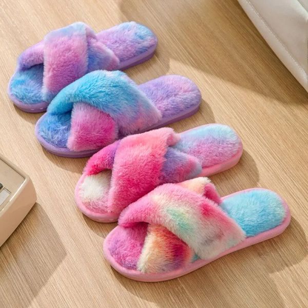 Pantoufles d'intérieur en peluche pour femmes, chaussures chaudes d'hiver, teinture par nouage, pantoufles moelleuses à sangle croisée, chaussures plates en fourrure, diapositives en coton à bout ouvert