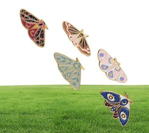 Vrouwen Insect Series Kleding Broches Vlinder Mot Model Drop Oil Pins Europese Legering Moon Eye Emaille Cowboy Rugzak Badge Jewel5147709