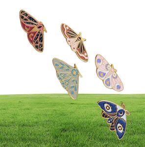 Femmes d'insectes Série de vêtements Brooches Butfly Moth Model Drop Pins d'huile Européen Alloy Moon Eye Email Cowboy Badge Badge 3551593