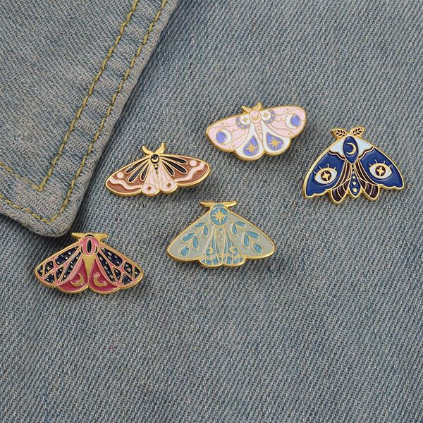 Femmes insectes série vêtements broches papillon papillon modèle goutte d'huile broches en alliage européen lune oeil émail Cowboy sac à dos Badge Jewel2568