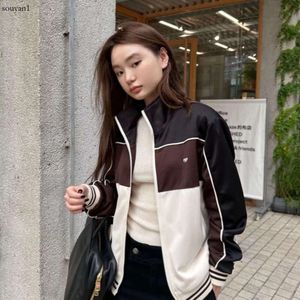 Femmes Veste Designer Vestes Femmes Mode Contraste Couleur Lettre Brodée Graphique Baseball Vêtements Casual Lâche Sports De Plein Air Zipper Cardigan Manteau