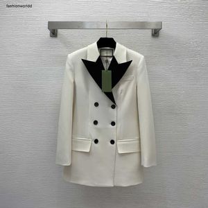 Traje de diseñador de chaqueta femenina Jackets lujurios
