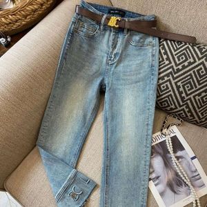 Damesjeans Designerbroek Mode Metalen charme Letter Grafisch Negenkwart denim Hoge taille Losvallende broek met rechte pijpen