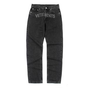 Vrouwen jeans ontwerper Vetements jeans denim broek mannen vrouwen hoge kwaliteit brief borduurwerk knoppen zak blauwe vtm broek 406 729