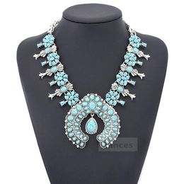 Femmes bijoux ethnique Bohême Tribale turquoise fleur pendentif collier en alliage grand pendentif