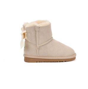 Botas de nieve para mujeres y niños, zapatos de cuero con espalda anudada en mariposas extrañas, zapatos planos de moda19