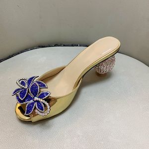 Dames dames echt 2021 echte lederen hoge hakken zomer sandalen kralen 3D bloem flip-flops slipper slip-on trouwjurk 4638