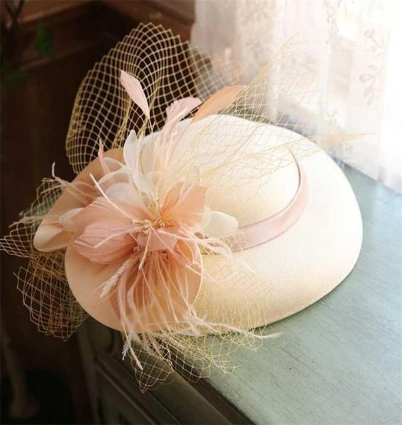 Femmes Big Brim Sinamay Fascinator Hat Cocktail Mariage de mariage Église Headwear Headwear Flear Flower Accessoires 212324291