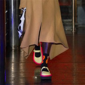 Femmes cuir Chunky Mary Janes sandales bout rond boucle sangle bicolore Colorway chaussures dames rétro décontracté chaussures plates 2023 chaussures de piste
