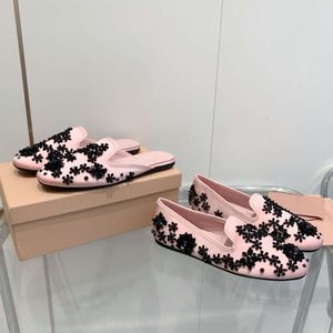 Vrouwen lederen kleding schoenen designer loafers casual schoenen platte slippers muilezels comfortabele schoenen EU35-41 550