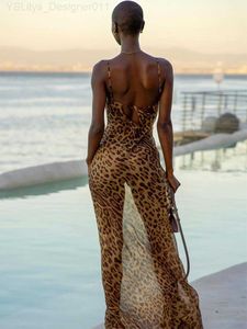 Femmes Léopard Imprimerie de plage Robe en mousseline de soie Voir à travers la robe longue à l'arrière sexy STRAP SUMBRE MAXI ROBILES DE PARTIE DE SOIR