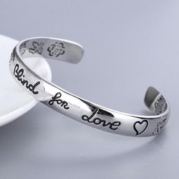 Mujeres Cartas ciegas para el brazalete de amor con estampilla Patrón de pájaro Flower Pulsera Joya de moda Joyería para amor Friend7593541