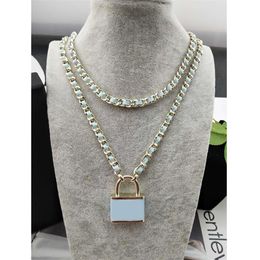 Женское кулонное ожерелье с замком и буквенным замком, ожерелья, подарок для любви подруге, ювелирное изделие высшего качества301e