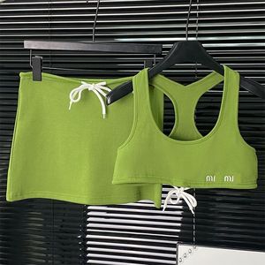 Femmes Logo Lettre de broderie Designer Avocado Green Tank top et mini jupe jupe 2 pièces Robe Suit SML