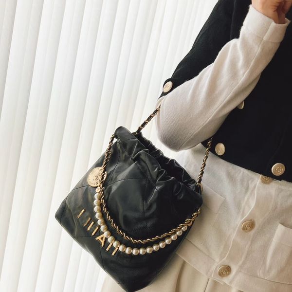 Femmes marque de luxe sac chaîne de perles Mini22bag sac à bandoulière sac à main sac à bandoulière unique lettre paillettes cuir laqué décoratif 19 cm