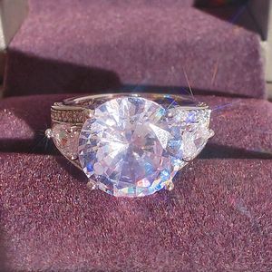 Vrouwen luxe designer ringen ronde grote moissanite diamant glanzende prinses ringen sieraden PT950 vergulde vriendin geschenken verlovingstrouwring 1910
