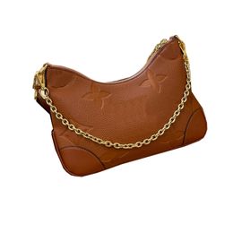 Femmes Luxury Designer Totes Cuir Broidered Flower Sacs Handbag Hands Crossbody Fadies Handsbags avec Souchée en métal d'origine pochette 27cm