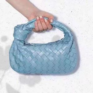 Femmes des créateurs de luxe Sacs de soirée sac à main sac à main doux veau de la peau d'agneau mobile tissé mini boho sac d'épaule mode bracelet en cuir noué