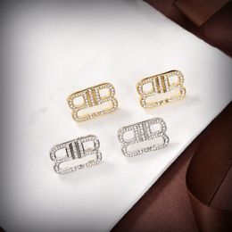 Vrouwen Luxe brief BB Stud Earrings Designer merk oorschelpen mode sieraden metaal kristal parel earring cjeweler voor damescadeau ohrringe tryet