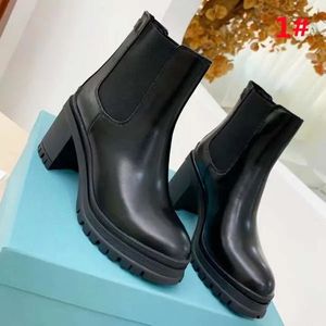 Femmes de luxe talon moyen Martin bottes hiver fond épais désert botte en cuir véritable épissage chaussures de toile imperméables taille 35-41 avec boîte