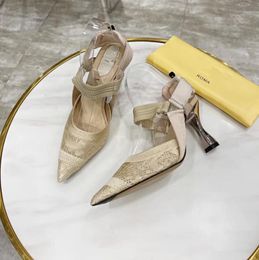 Zapatos de lujo para mujer, tacones altos de diseñador, remaches con purpurina, triple negro, desnudo, amarillo, blanco, violeta, charol, gamuza, fiesta de moda, zapato de boda