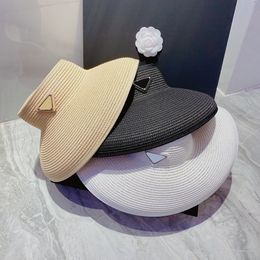 Vrouwen Luxe Lente en Zomer Designer Vizieren Handgemaakte Stro Geweven hoed Vakantie Reizen Driehoek Brief Zonbescherming hoeden