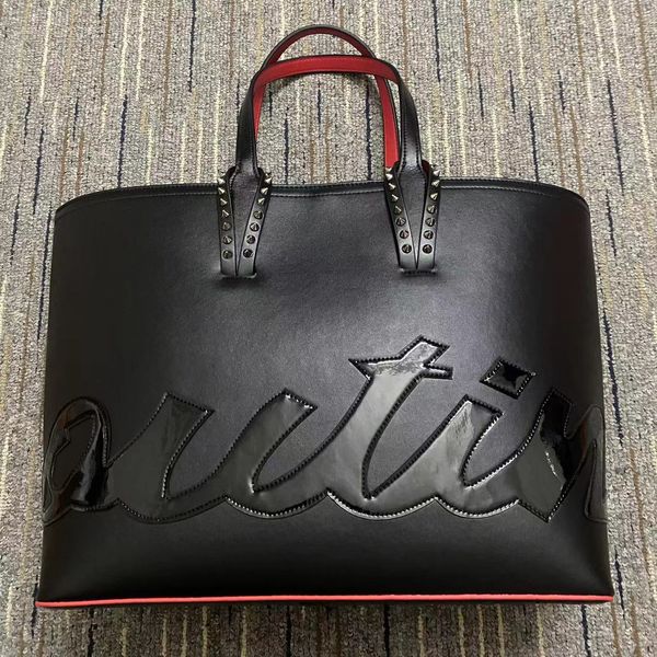 Femmes Luxury Trave Fashion Sac Lettre d'imprimerie Cortique de créateurs Rivet Rivet en cuir Composite Sac à main sacs à main avec de petits portefeuilles