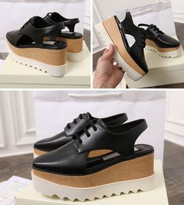 Dames Luxurys Laarzen Dikke Bodem Fashion Star Designer Schoenen Britt Wedge Lace-up Flat High Heel Square Platform Slope Schoen