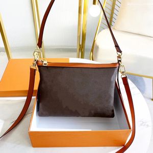 Haute Qualité 2021 Luxurys Designers Sacs Hobos Sac À Bandoulière En Cuir Pu Boulettes Sac À Main Messenger Femmes Totes Mode Dames Sacs À Main Classique Cross Body Embrayage