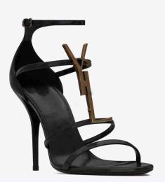 Dames luxe ontwerpers sandalen hakken schoenen open teen echt lakleer alfabet schoen YL nette schoenen