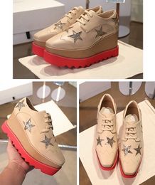 Femmes Luxurys Platform Boots épais fond de mode Elyse Star Shoe Britt Hedge Lace-Up Designer High Heel 8cm chaussures