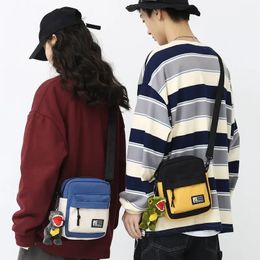 Mujeres Men Cabina para el hombro Messenger Pequeño Corea Corea Crossfody Mujer Crossbody Bags For Girl Boy Cloth Mini bolsos 240124