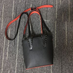 Femmes Hommes Mode Sac Designer Totes Rivet Véritable Cuir Sac à main Sacs à main composites Sacs à main célèbres Sacs à main Noir Blanc small216Y