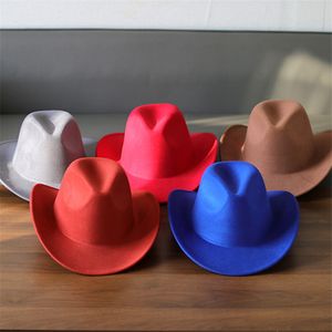  Mujeres Hombres Sombreros Western Cowboy Fedora Sombreros Mujer Hombre Sombrero de fieltro Hombres Jazz Sombrero de ala ancha Gorra Mujer Hombre Moda Otoño Invierno Gorras Fiesta Regalo de Navidad al por mayor