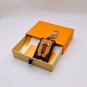 Vrouwen mannen leerleeuw Keychains Animal Letter Key Ring Cadeau voor liefde Vriend Mode -accessoires Topkwaliteit245y