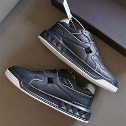 chaussures pour hommes en cuir respirant rehausser les chaussures de sport de mode