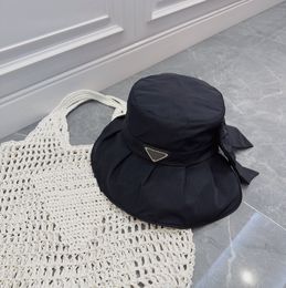 Mujeres para hombres Gaps Diseñadores de la marca de lujo sombreros de cubo de soles Sunhat Casquettes Capa de pesca Gat de verano Hombras anchas de borde de lazo de lazo Color de gradiente