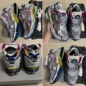 Dames heren runner sneakers Designer nieuwe stijl schoenen terug reliëf maat bedrukt buitenkant Runner logo Mode topkwaliteit Koppels sportschoenen 772774