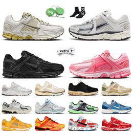 Femmes Hommes Zoom Vomero 5 Photon Dust Chaussures de course Métallique Argent Noir Phantom Rose Mousse Hot Punch Vaste Gris Intemporel Panda Supersonic Baskets Coureurs Baskets