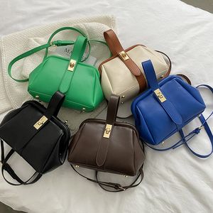 Sac messager en cuir Pu pour femmes, sac à bandoulière Fashion Kiss Lock, sac à Clip vert, sacs à main, pochette de soirée