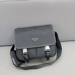 Mujer Messenger Bag New Canvas Bag Bolso Nylon Purse negro portátil 2-en-1 Bolsa de hombro Mastura de bolso Cross Bag Bag For Men