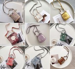 Dames nieuwe handtas Mini Sling Bag Joker Bucket Bag Spot met ontvangstbewijs 8322