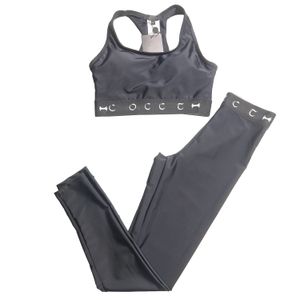 Débardeur rembourré pour femmes, pantalon de styliste, tenue de Sport noire, séchage rapide, sans manches, gilet de Yoga, sangle avec lettres, Leggings serrés