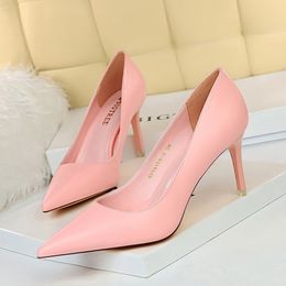 Femmes Robe De Soirée Chaussures 7.5cm Talons Minces Pompes Sexy Bout Pointu Mode En Cuir Bureau Dame Chaussure De Bal Noir Blanc Rouge Jaune Bleu Taille 35-43