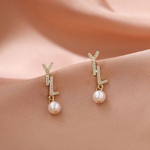 Vrouwen Parel Designer Oorbel Hoge Kwaliteit Letters Luxe Diamanten Stud Oorbellen Mode-sieraden Wedding310U