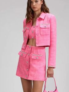 Vrouwen Roze Tweed Korte Jas of Minirok Set met Parel Diamanten Gespen Dames Lange Mouw Jasje Jupes Suits 240305