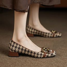 Femmes Plaid Suide bateau chaussures bout carré escarpins en métal Costume Tweed sans lacet talons bas chaussures habillées Style chaussures de créateur 9870N 240123