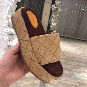 Dames Platform Slippers Sandalen Slides Geborduurde Katoen Zomer Party Strand Slipper Mode Platte Designer Schoenen met Doos Grote Maat 46 8525