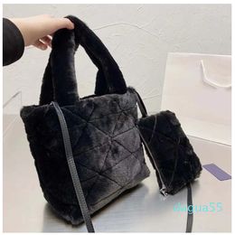 Женская плюшевая дизайнерская сумка через плечо, высококачественная сумка для покупок, роскошная зимняя сотня моделей